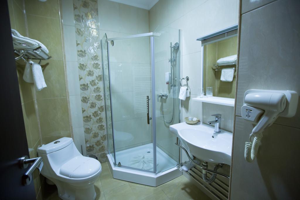 Hotel Meliss Craiova Oda fotoğraf