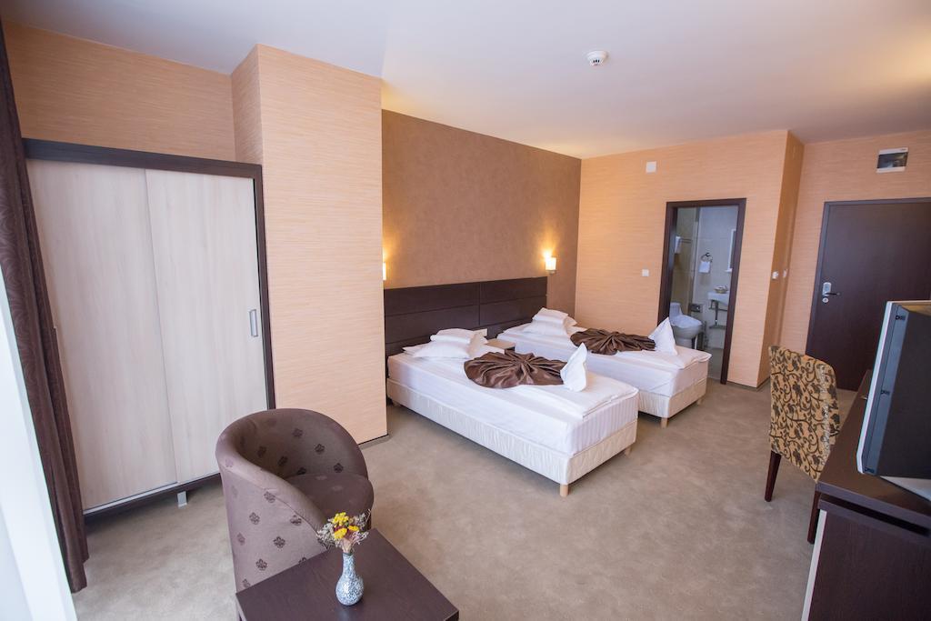 Hotel Meliss Craiova Oda fotoğraf