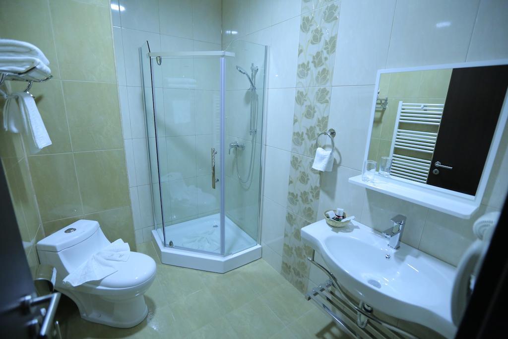 Hotel Meliss Craiova Oda fotoğraf