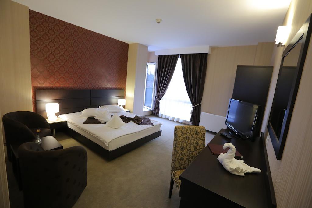 Hotel Meliss Craiova Oda fotoğraf